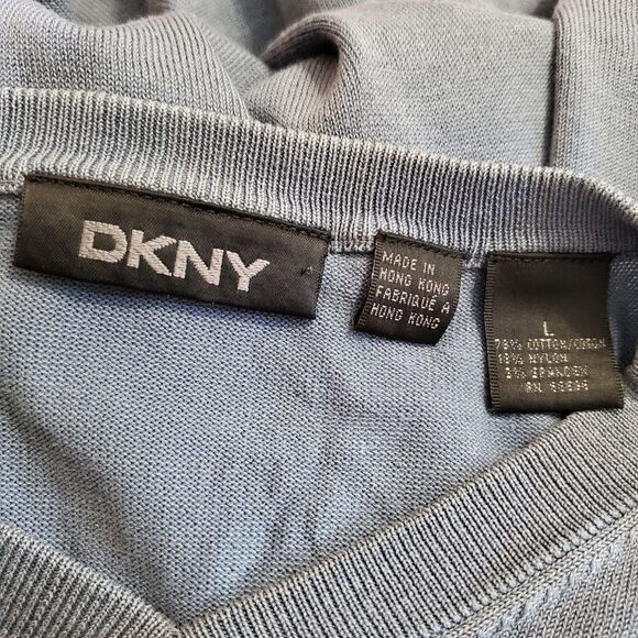 DKNY Blue V-Neck Short Sleeve Shirt (L) - Picture 5 of 5